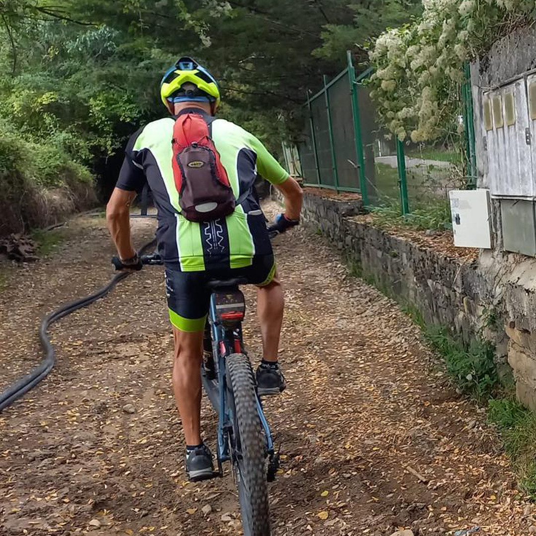 Marcha de bicicleta de montaña por el Camino de Santiago entre Jaca – Villanúa